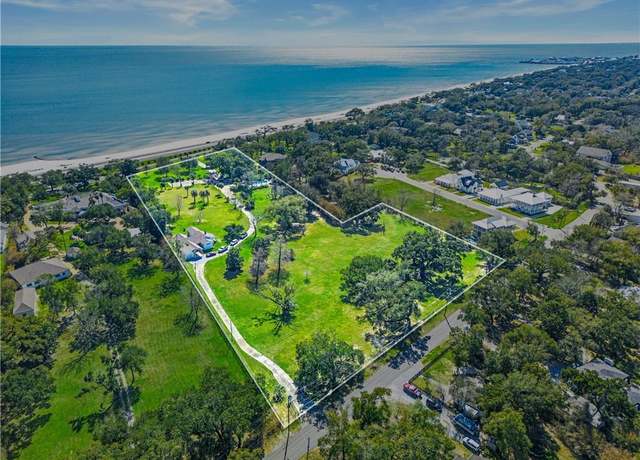 Property at 845 E Scenic Dr, Pass Christian, MS 39571