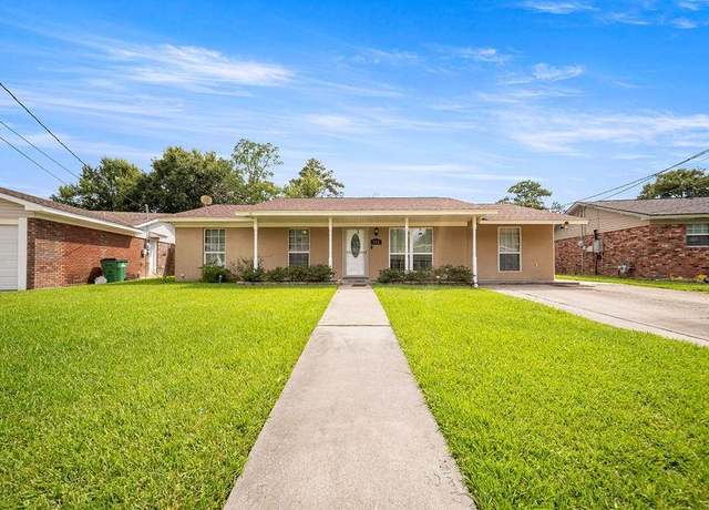 Property at 145 Southpark Dr, Slidell, LA 70458, 5 beds, 2.5 baths