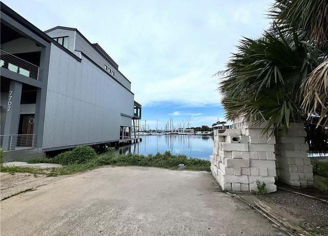 Property at 7700 Breakwater Dr, New Orleans, LA 70124