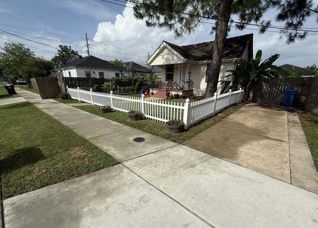 Property at 5167 Lafaye St, New Orleans, LA 70122, 3 beds, 2 baths