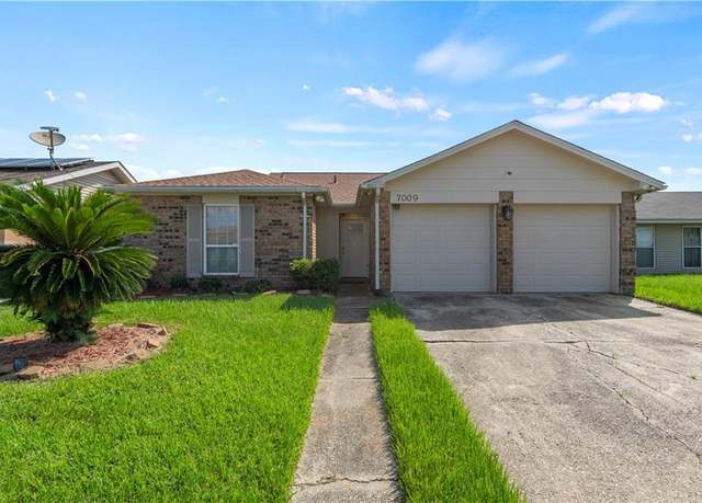 Property at 7009 Pinebrook Dr, New Orleans, LA 70128, 3 beds, 2 baths