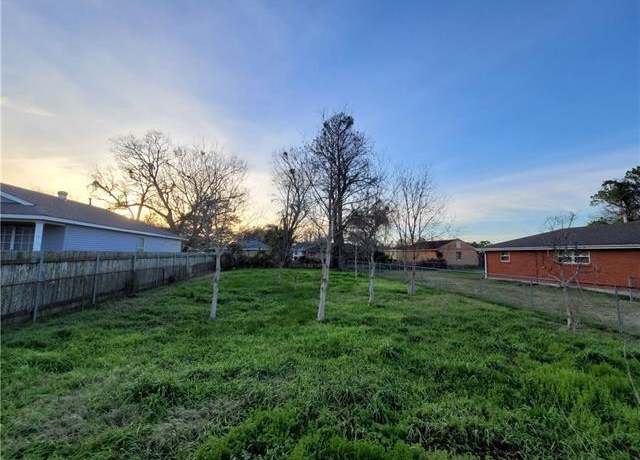 Property at 1475 Farragut St, New Orleans, LA 70114