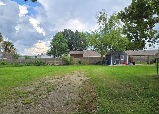 Property at 242 Carolyn Dr, Destrehan, LA 70047