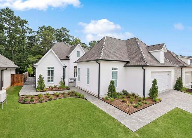 Property at 588 N Corniche Du Lac, Covington, LA 70433, 4 beds, 3 baths