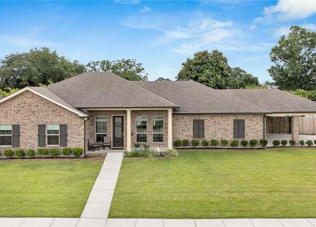 Property at 5001 Randolph St, Marrero, LA 70072, 3 beds, 1.5 baths