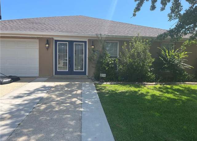 Property at 305 Eden Isles Dr, Slidell, LA 70458, 4 beds, 2.5 baths