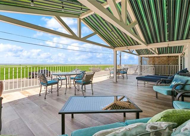 Property at 7930 Breakwater Dr Unit 52&53, New Orleans, LA 70124, 3 beds, 4.5 baths