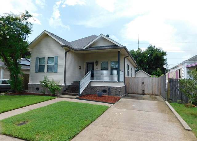 Property at 22 Davis Blvd, Jefferson, LA 70121, 3 beds, 2 baths