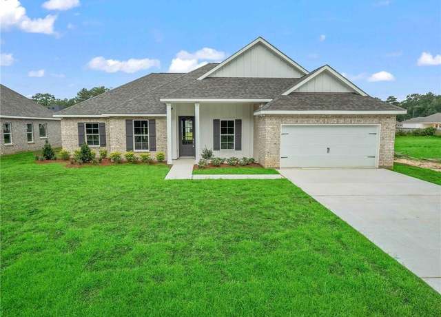 Property at 72661 Robindale Dr, Covington, LA 70435, 5 beds, 2 baths
