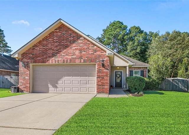 Property at 413 Oak Branch Dr, Covington, LA 70435, 3 beds, 2 baths