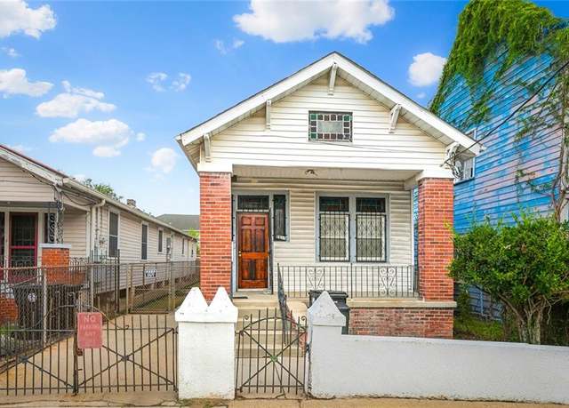 Property at 925 N Prieur St, New Orleans, LA 70116, 3 beds, 2 baths