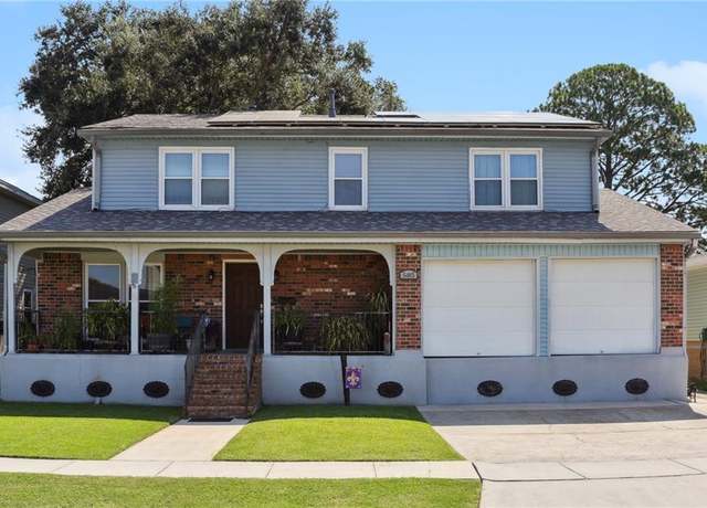 Property at 585 Oakwood Dr, Gretna, LA 70056, 4 beds, 2.5 baths
