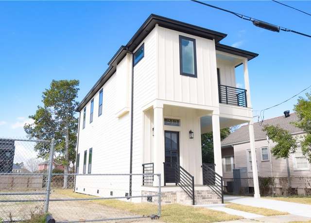 Property at 243 Leboeuf St, New Orleans, LA 70114, 3 beds, 2.5 baths