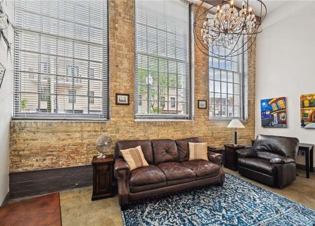 Property at 920 Poeyfarre St #109, New Orleans, LA 70130, 1 bed, 1 bath