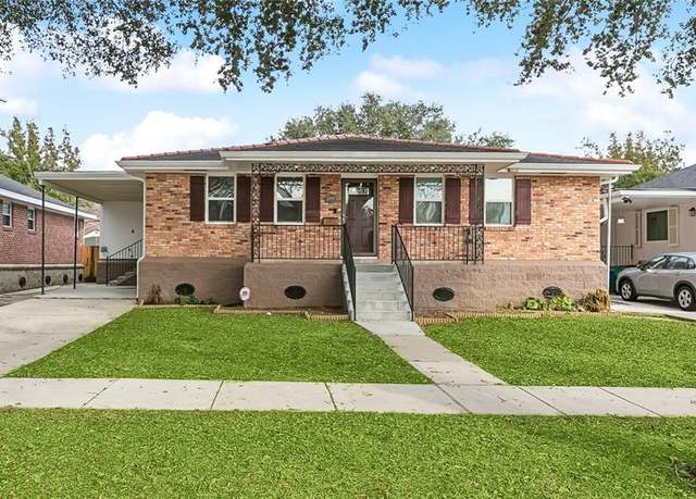 Property at 2109 Airline Park Blvd, Metairie, LA 70003, 3 beds, 2 baths