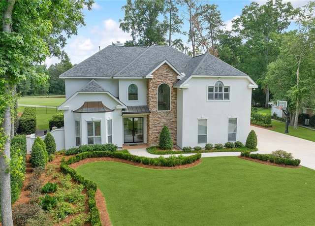 Property at 267 Evangeline Dr, Mandeville, LA 70471, 5 beds, 3.5 baths