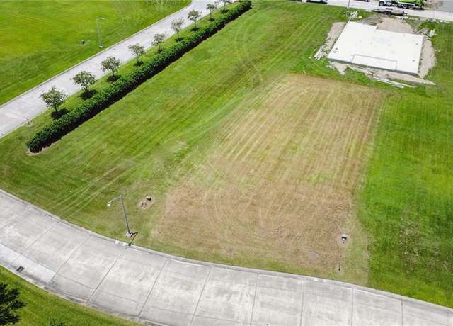 Property at 105 Heron Dr, Westwego, LA 70094