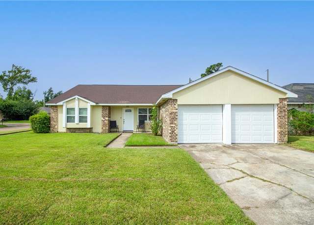 Property at 501 Plymouth Dr, La Place, LA 70068, 4 beds, 2 baths