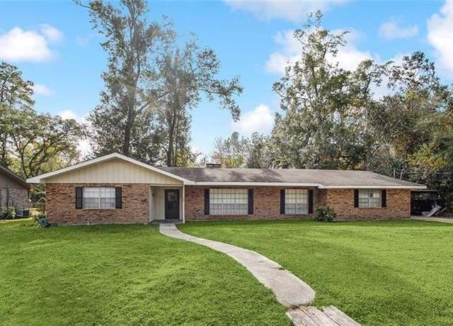 Property at 309 E 5th Ave, Covington, LA 70433, 4 beds, 2.5 baths