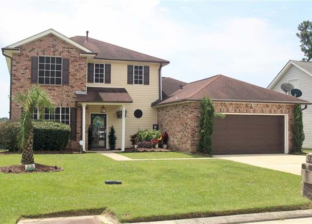 Property at 2132 Wellington Ln, Slidell, LA 70461, 4 beds, 2.5 baths