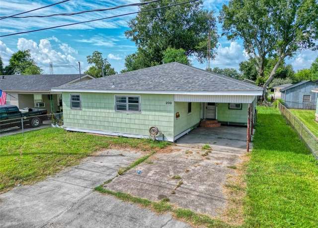 Property at 209 Azalea St, Thibodaux, LA 70301, 3 beds, 1 bath