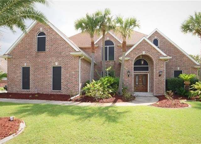 Property at 244 Masters Point Ct, Slidell, LA 70458, 4 beds, 3.5 baths
