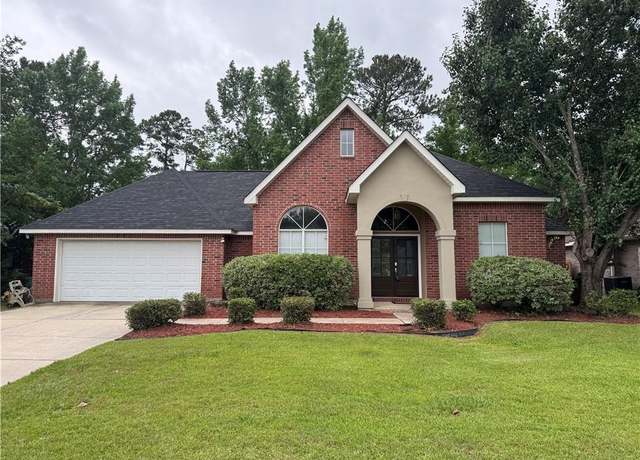 Property at 205 Amanda Dr, Slidell, LA 70458, 3 beds, 2 baths
