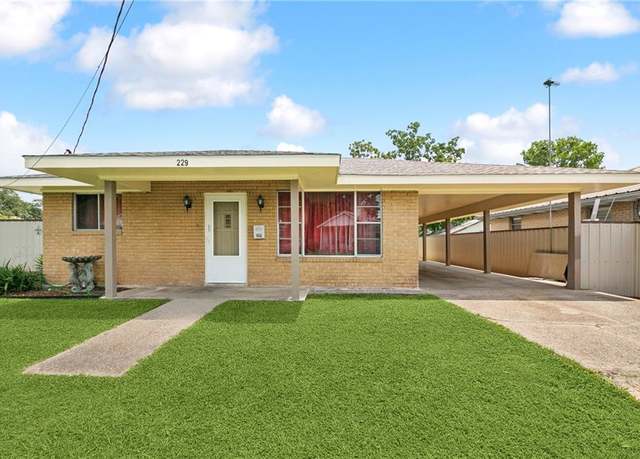 Property at 229 8th St, Bridge City, LA 70094, 5 beds, 2 baths