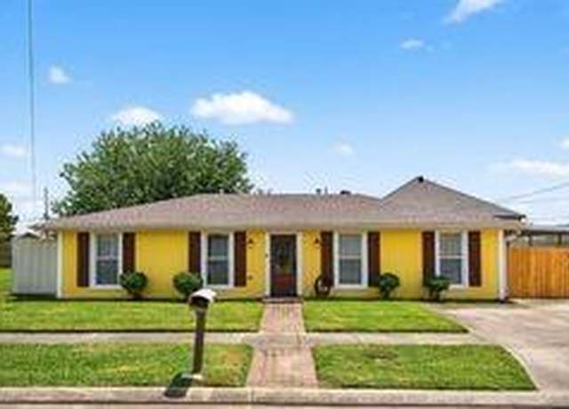 Property at 3417 Volpe Dr, Chalmette, LA 70043, 3 beds, 2 baths