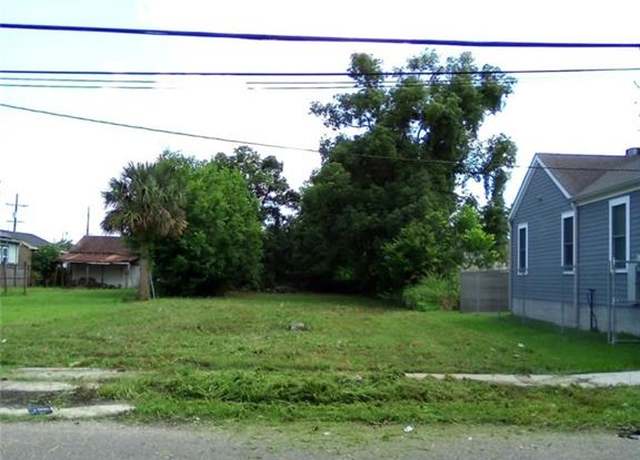 Property at 2027 Deslonde St, New Orleans, LA 70117
