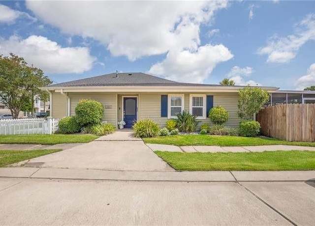 Property at 401 Hesper Ave, Metairie, LA 70005, 4 beds, 2 baths