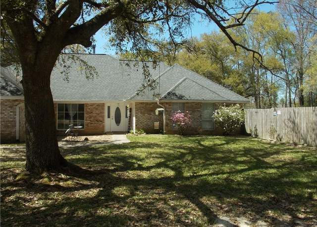 Property at 29249 Ironwood Rd, Livingston, LA 70754, 5 beds, 3 baths