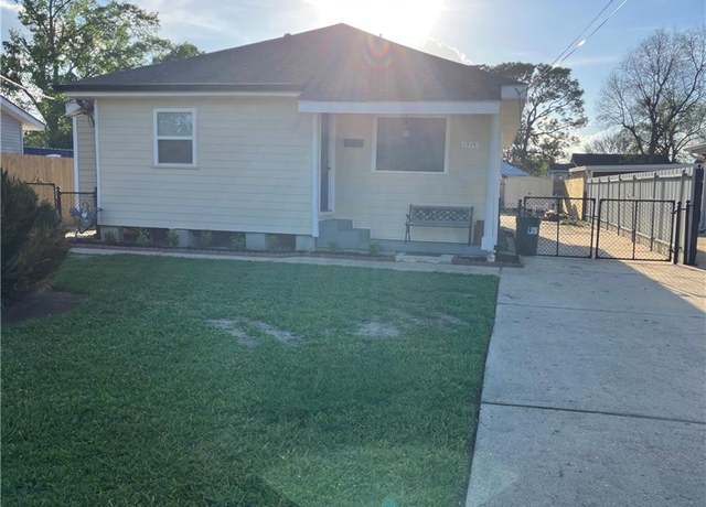 Property at 1915 Illinois Ave, Kenner, LA 70062, 3 beds, 2 baths