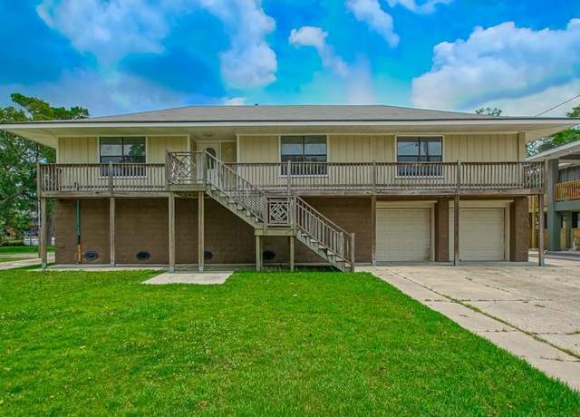 Property at 3046 S Palm Dr, Slidell, LA 70458, 4 beds, 3 baths
