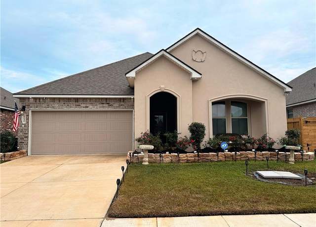 Property at 5132 Clarkston Grove Dr, Slidell, LA 70461, 4 beds, 2 baths