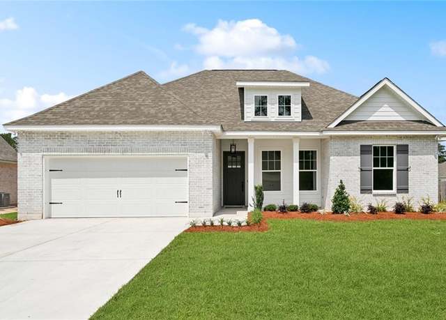 Property at 72665 Robindale Dr, Covington, LA 70434, 4 beds, 2 baths
