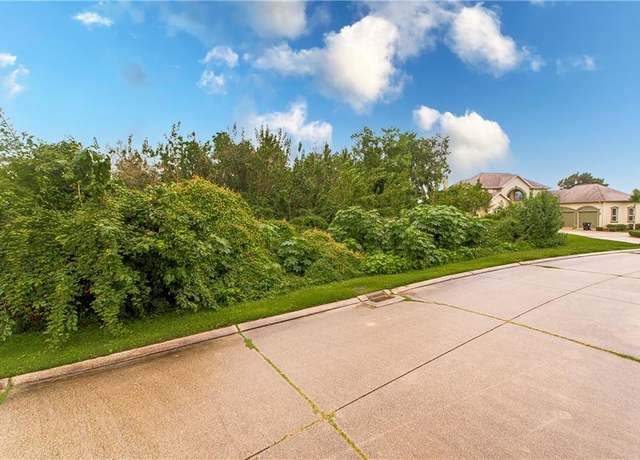 Property at 161 Oakmont Dr, New Orleans, LA 70128