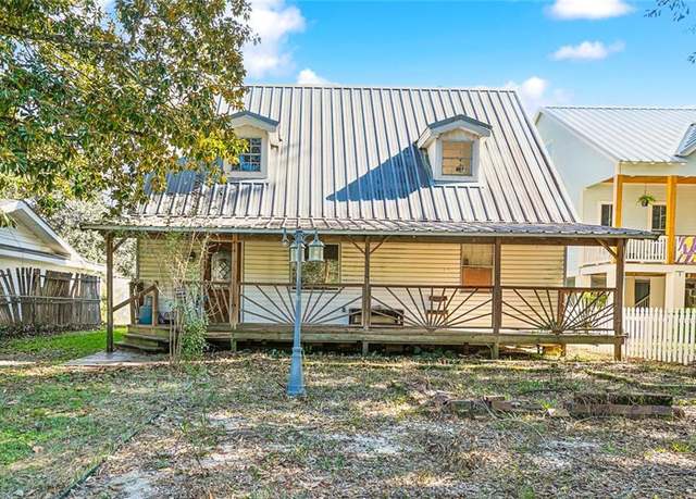 Property at 343 Adair St, Mandeville, LA 70448, 3 beds, 3 baths