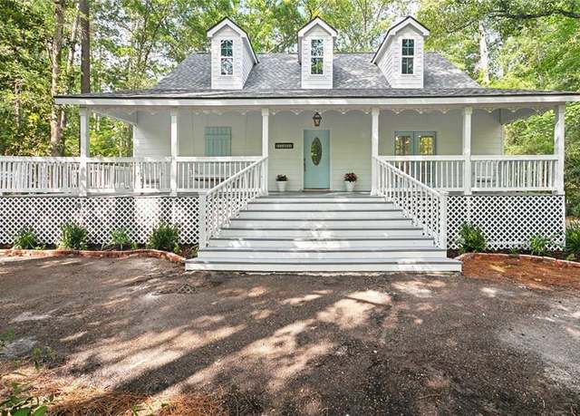 Property at 71409 S River Dr, Covington, LA 70433, 4 beds, 3.5 baths