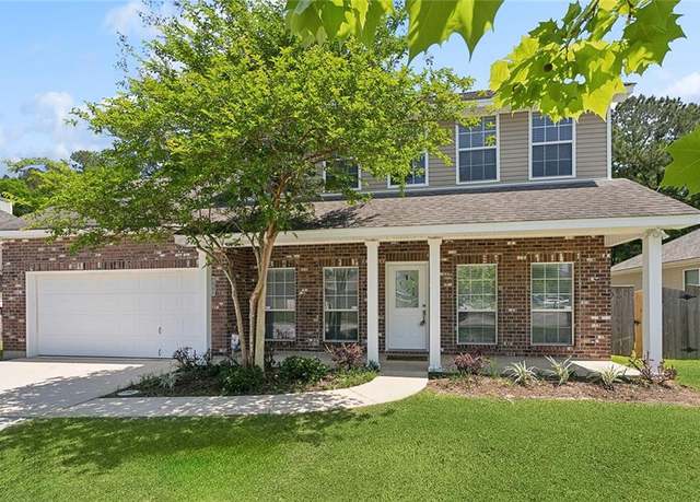 Property at 690 Amy Ct, Covington, LA 70433, 5 beds, 2.5 baths