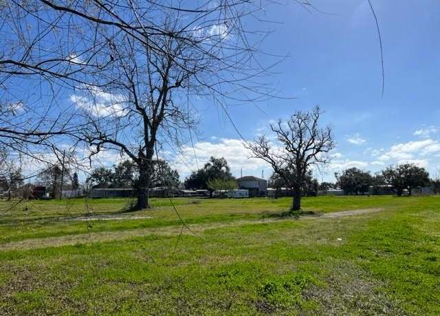 Property at 105 Anna Mina Dr, Buras, LA 70041