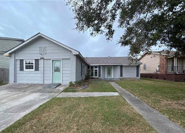 Property at 3172 Sweet Gum Dr, Harvey, LA 70058, 3 beds, 2 baths