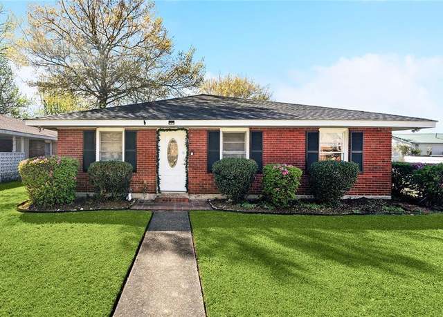 Property at 1401 8th St, Slidell, LA 70458, 3 beds, 2 baths