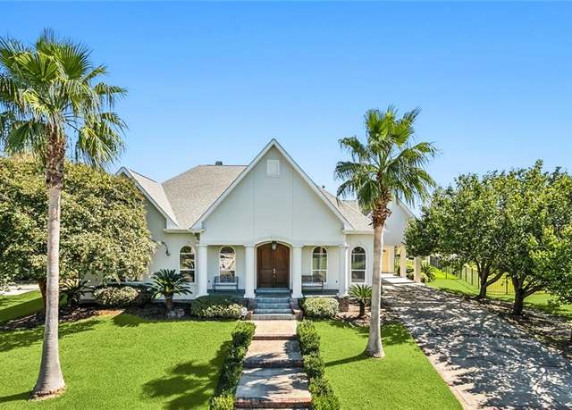 Property at 306 Portside Ln, Slidell, LA 70458, 4 beds, 3.5 baths