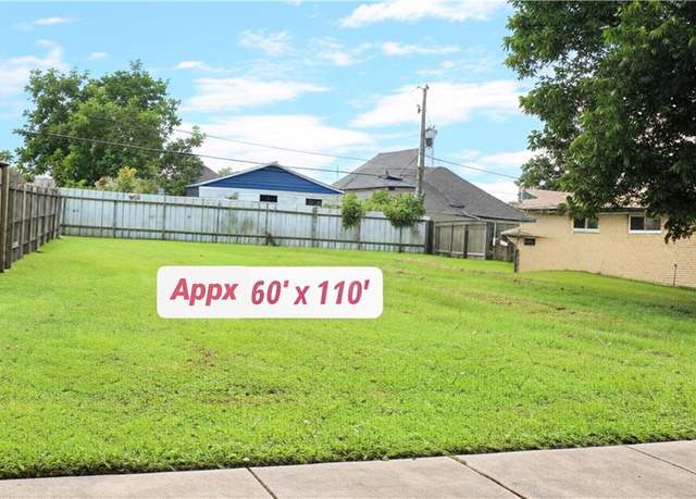 Property at 208 Mink Dr, Arabi, LA 70032