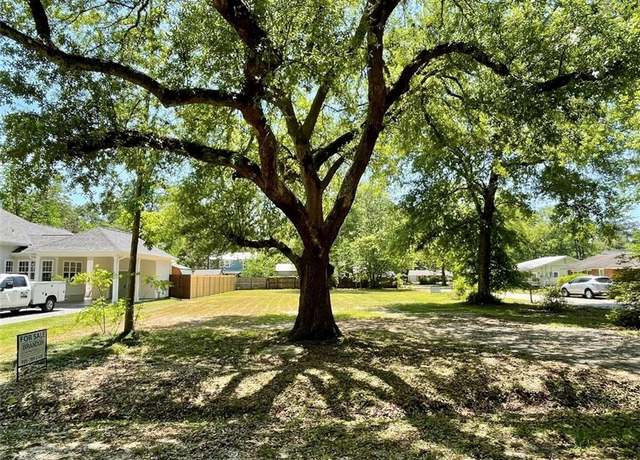Property at 1027 W 24th Ave, Covington, LA 70433