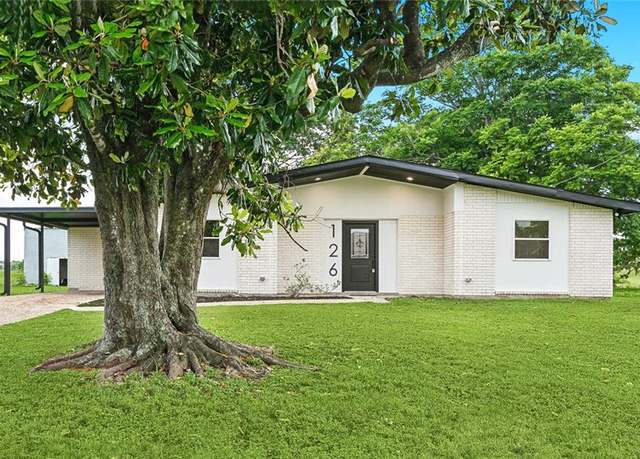 Property at 126 Rho St, Belle Chasse, LA 70037, 4 beds, 2 baths