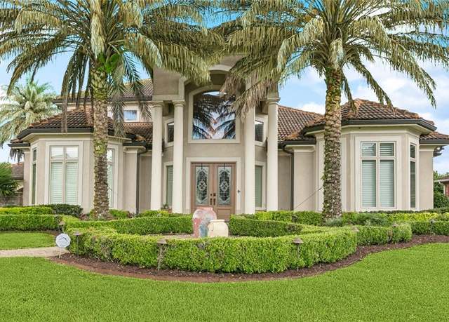 Property at 154 Primrose Dr, Belle Chasse, LA 70037, 5 beds, 4.5 baths