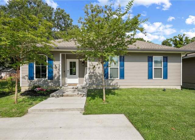 Property at 1951 Beth Dr, Slidell, LA 70458, 3 beds, 2 baths