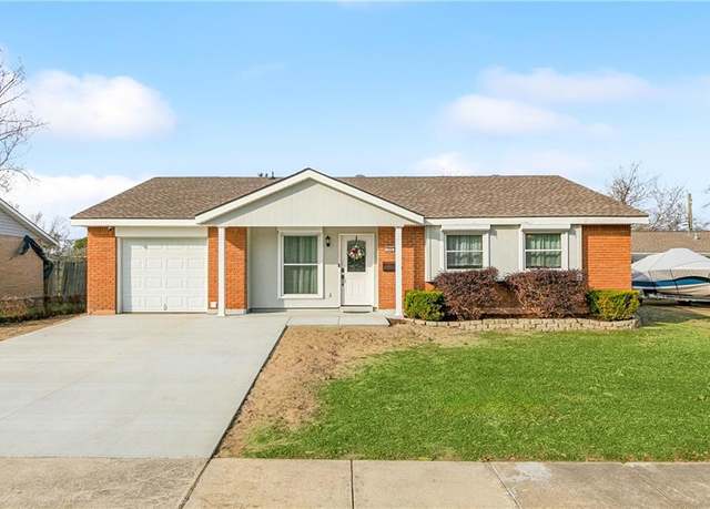 Property at 206 John Hopkins Dr, Kenner, LA 70065, 3 beds, 2 baths